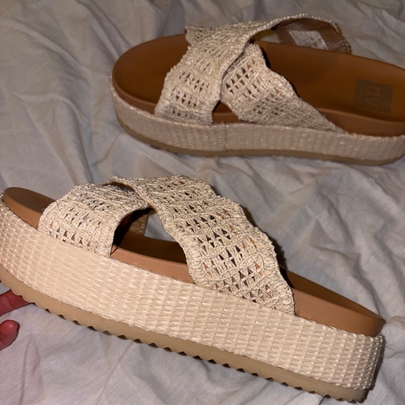 Dolce Vita sandal 7.5 - Picture 1 of 5